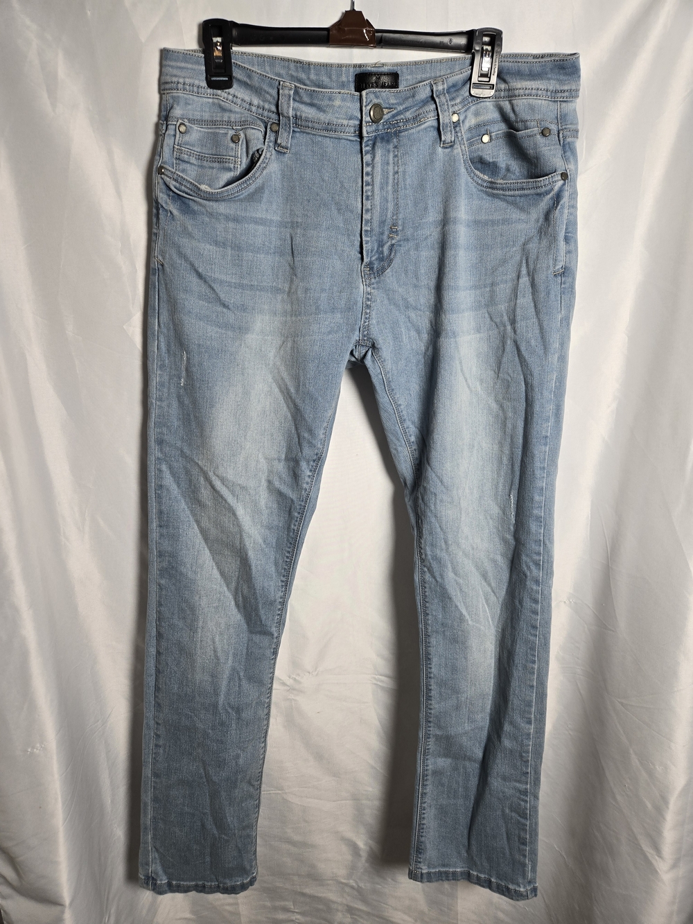 Light Wash Men’s Straight Jeans